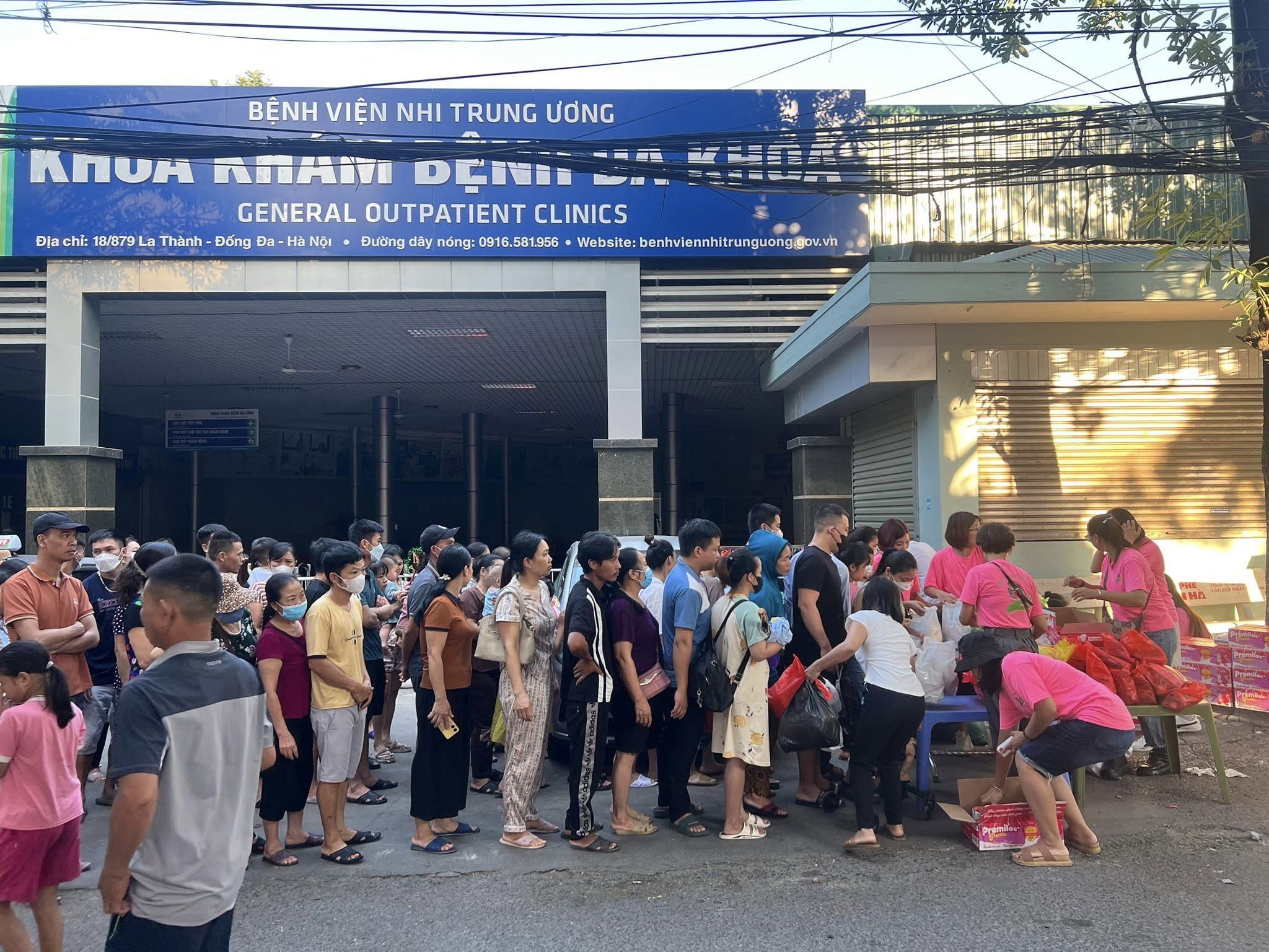 Hoạt động trao tặng sữa Premilac tại Bệnh viện Nhi Trung ương